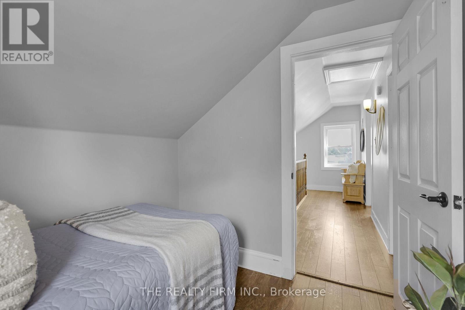 278 Upper Queen Avenue, Thames Centre (Thorndale), Ontario  N0M 2P0 - Photo 27 - X12437431