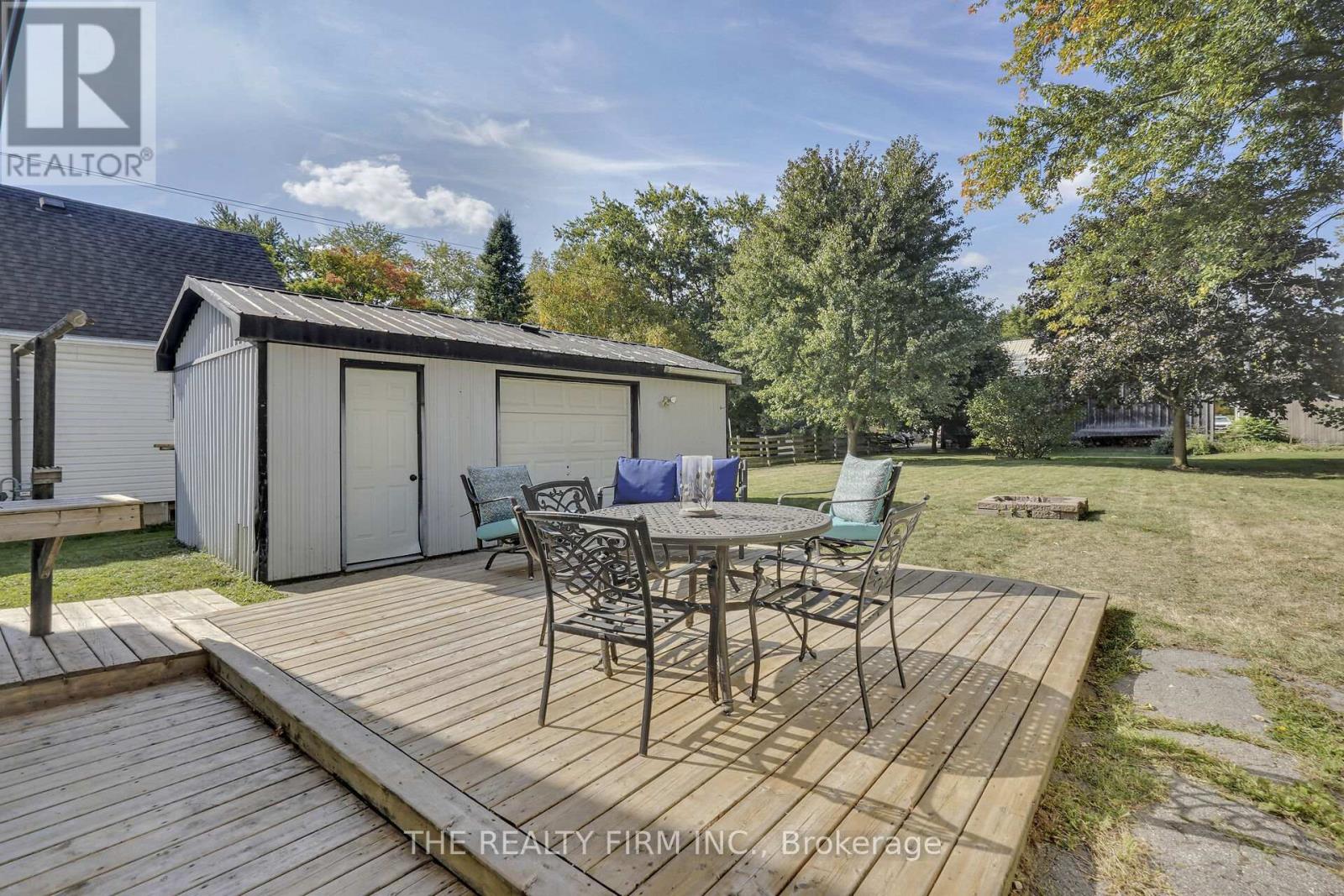 278 Upper Queen Avenue, Thames Centre (Thorndale), Ontario  N0M 2P0 - Photo 30 - X12437431