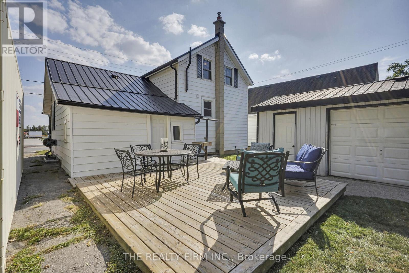 278 Upper Queen Avenue, Thames Centre (Thorndale), Ontario  N0M 2P0 - Photo 31 - X12437431