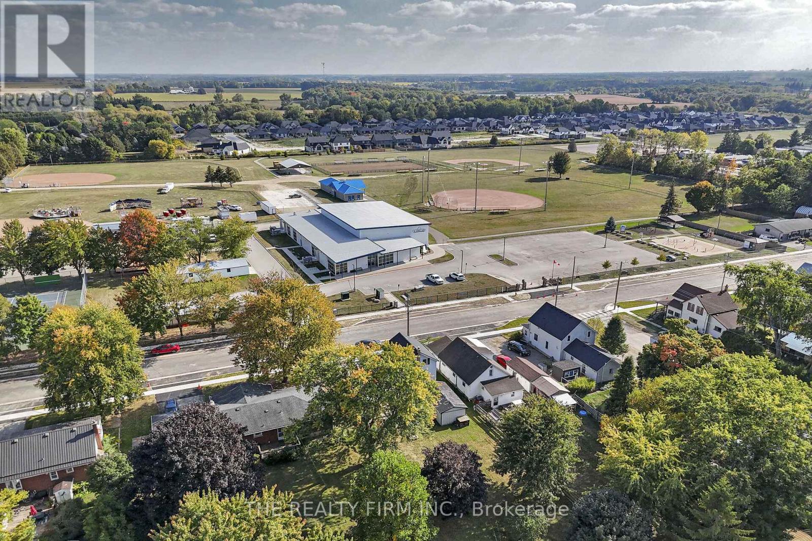 278 Upper Queen Avenue, Thames Centre (Thorndale), Ontario  N0M 2P0 - Photo 34 - X12437431