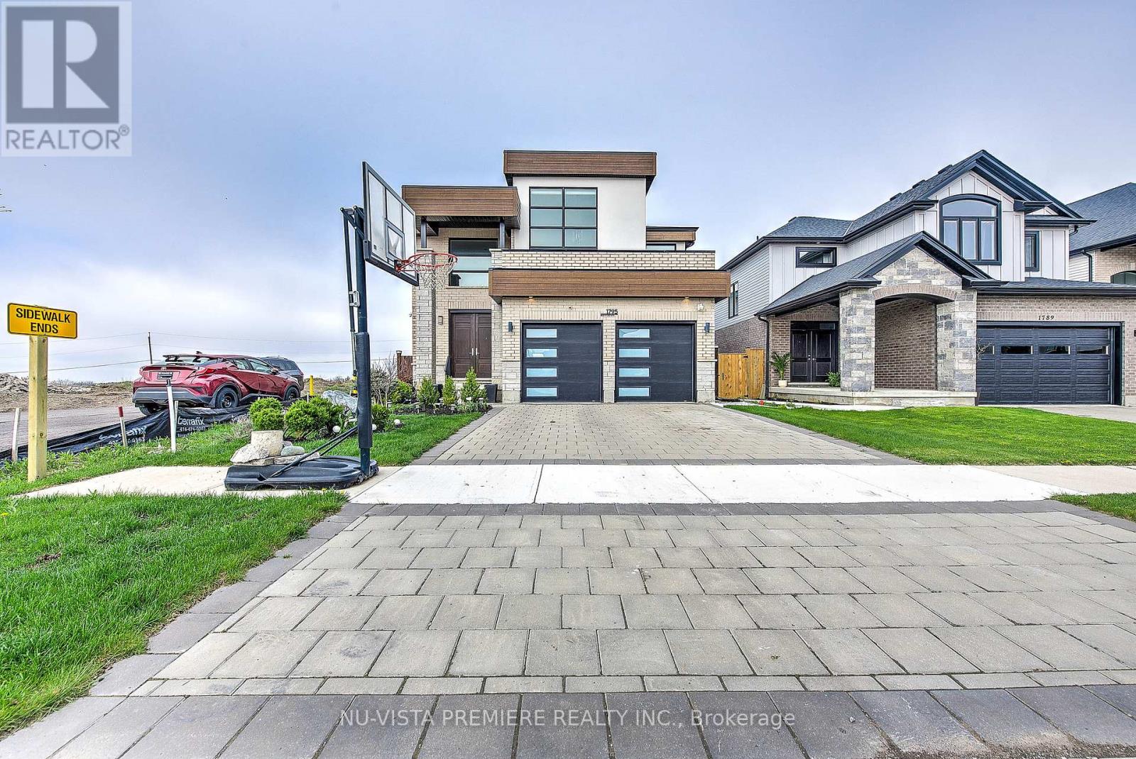 1795 Brayford Avenue, London South, Ontario  N6K 0H4 - Photo 4 - X12437489