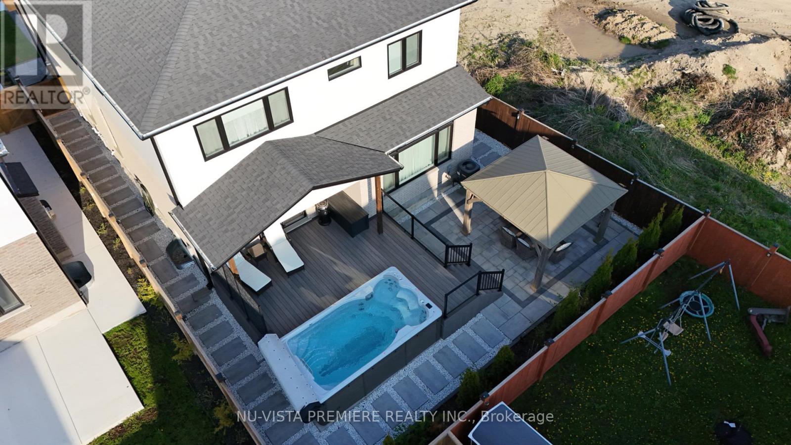 1795 Brayford Avenue, London South, Ontario  N6K 0H4 - Photo 46 - X12437489