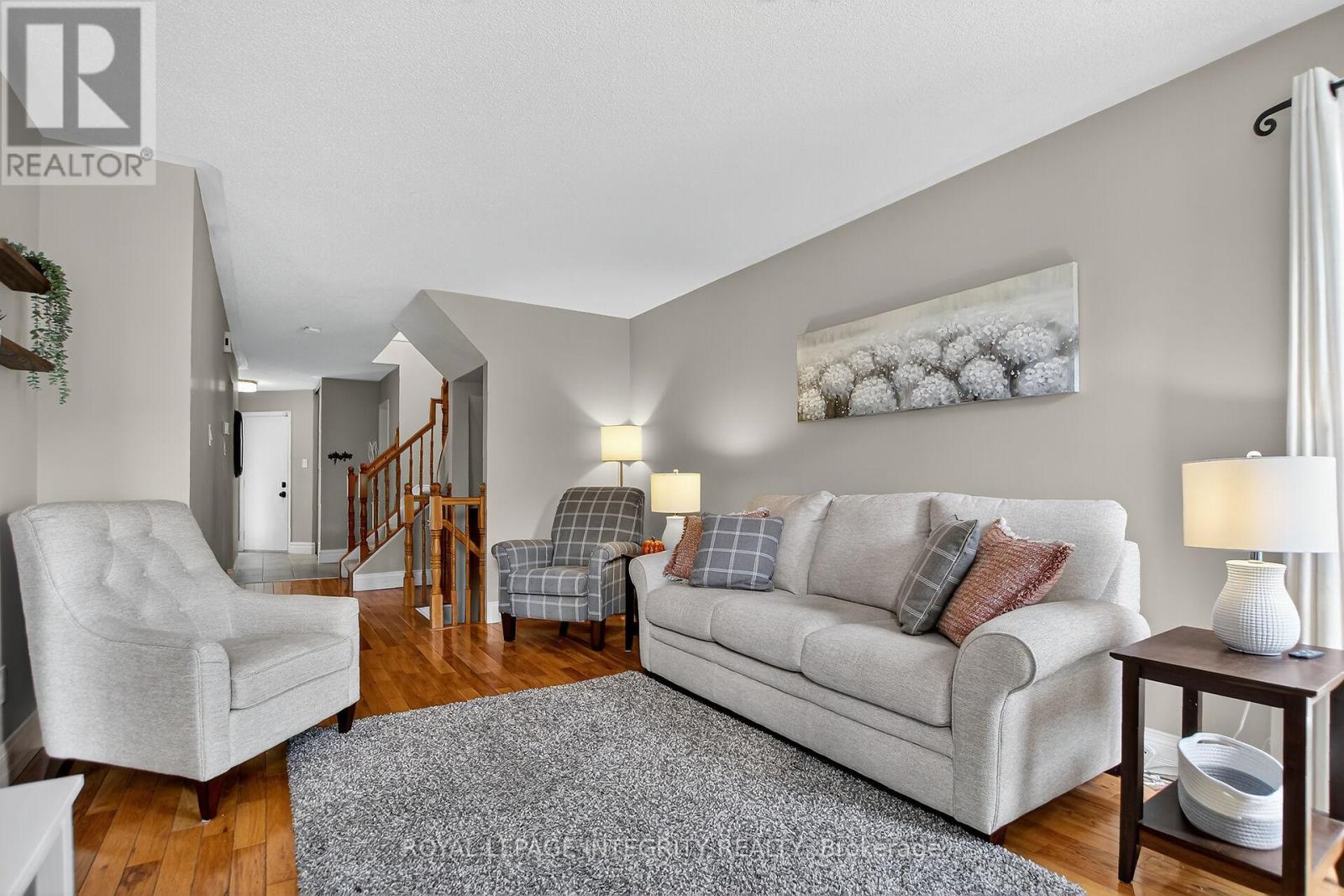 13 Roblyn Way, Ottawa, Ontario  K2G 5Z4 - Photo 10 - X12430706