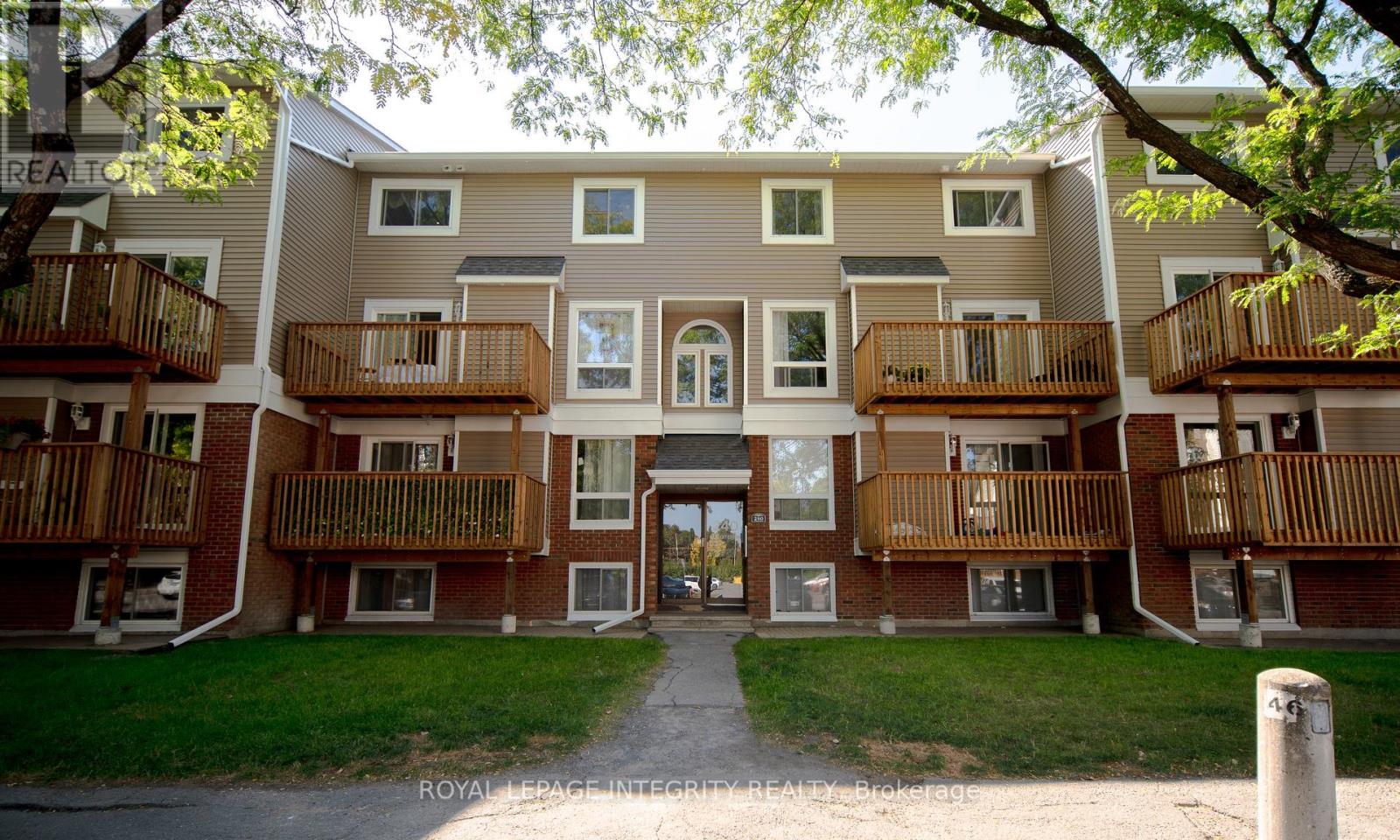 8 - 240 Fenerty Court, Ottawa, Ontario  K2L 3A7 - Photo 1 - X12437401