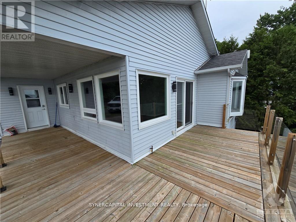 3383 Old Highway 17 Highway, Clarence-Rockland, Ontario  K4K 1W1 - Photo 13 - X12437446