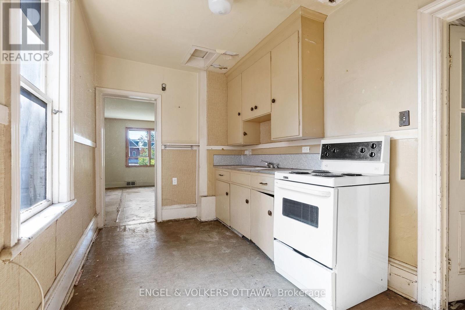 164 Bayswater Avenue, Ottawa, Ontario  K1Y 2G3 - Photo 19 - X12437448