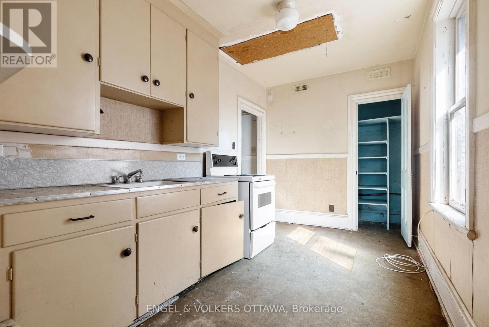 164 Bayswater Avenue, Ottawa, Ontario  K1Y 2G3 - Photo 20 - X12437448