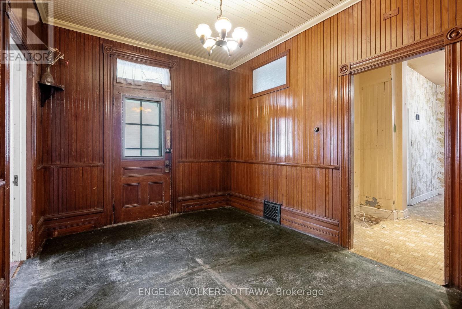 164 Bayswater Avenue, Ottawa, Ontario  K1Y 2G3 - Photo 7 - X12437448