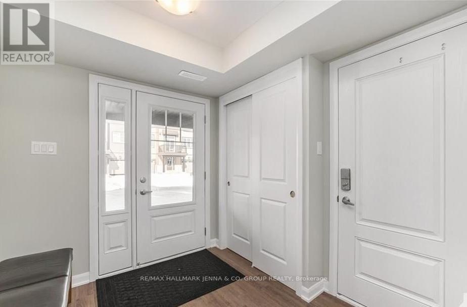 520 Galmoy Way, Ottawa, Ontario  K2J 6V1 - Photo 2 - X12437488