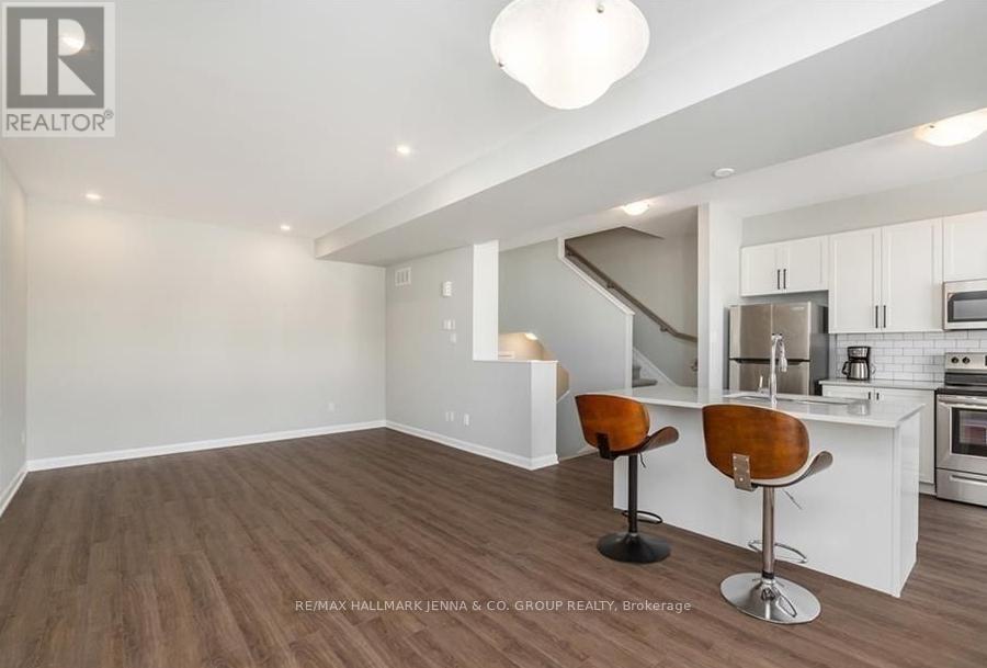 520 Galmoy Way, Ottawa, Ontario  K2J 6V1 - Photo 8 - X12437488
