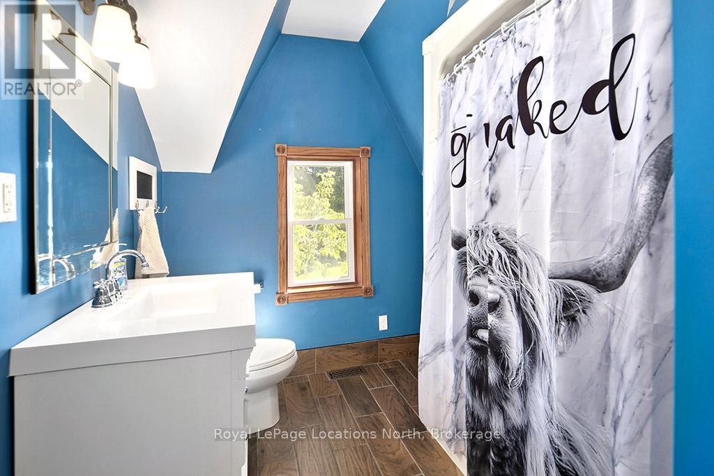 140 Loucks Lane, Chatsworth, Ontario  N0H 1G0 - Photo 16 - X12437538
