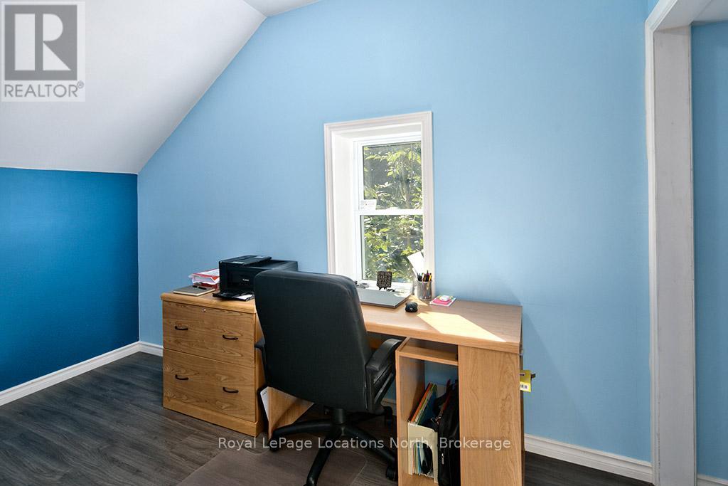 140 Loucks Lane, Chatsworth, Ontario  N0H 1G0 - Photo 17 - X12437538