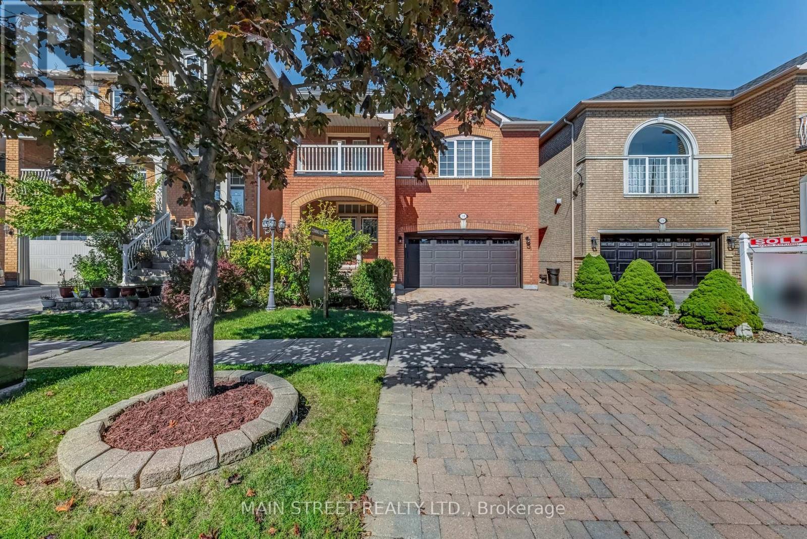 110 Tierra Avenue, Vaughan, Ontario  L6A 2Z4 - Photo 2 - N12437356