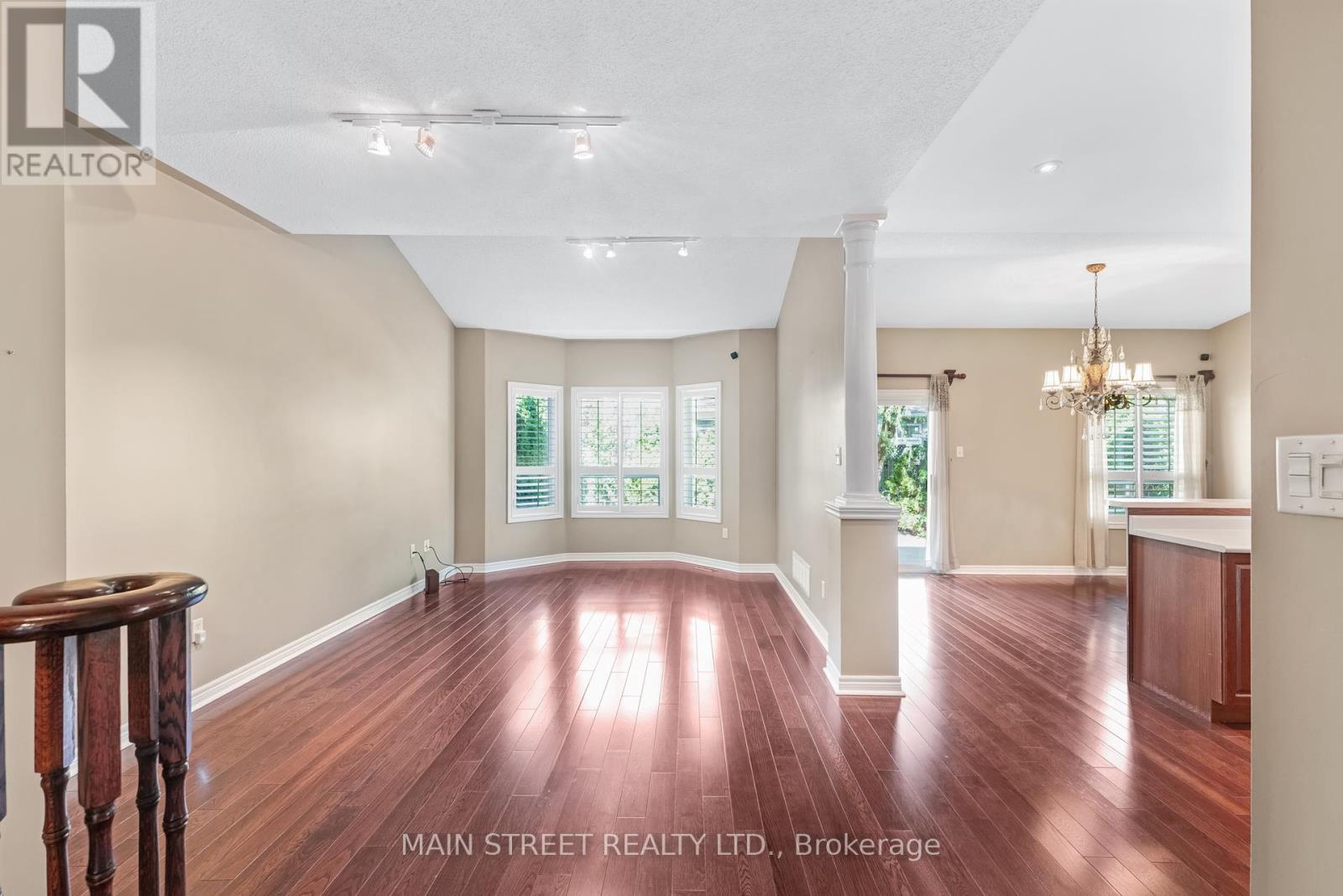 110 Tierra Avenue, Vaughan, Ontario  L6A 2Z4 - Photo 6 - N12437356