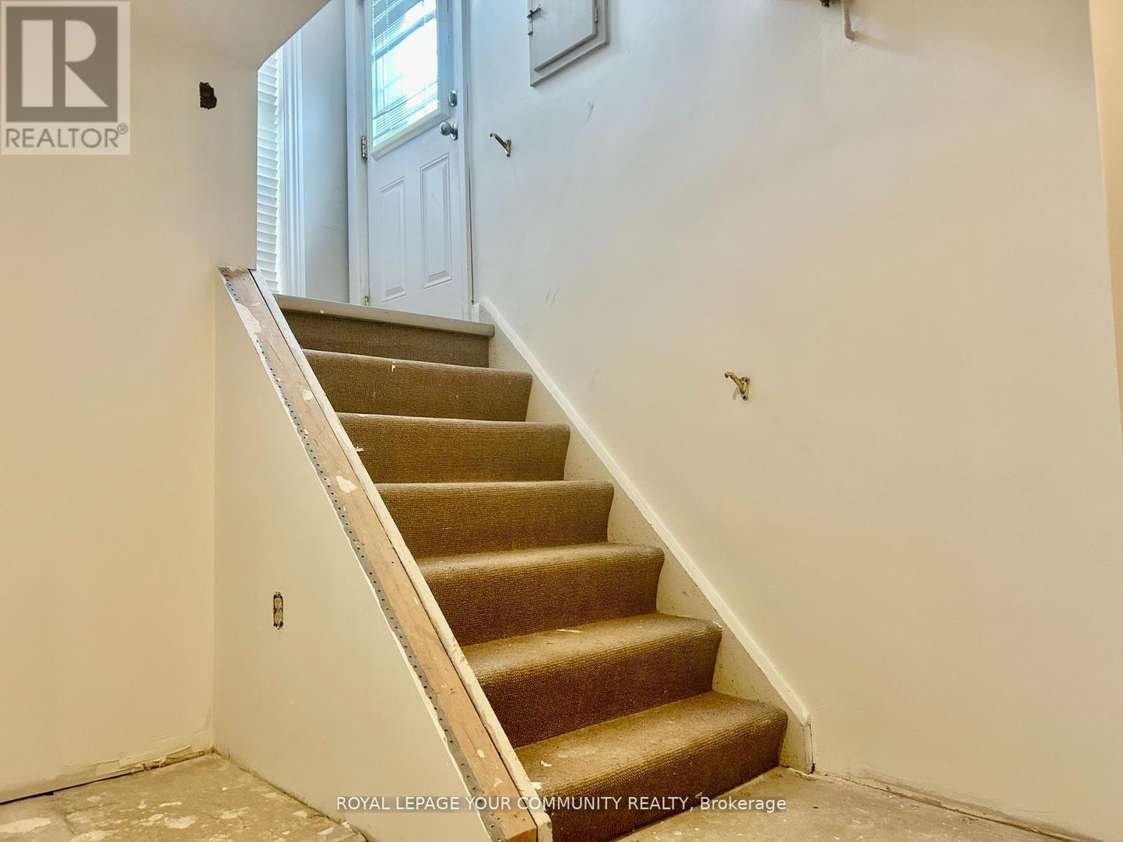 139 Queen Street, Newmarket, Ontario  L3Y 2E9 - Photo 20 - N12437358