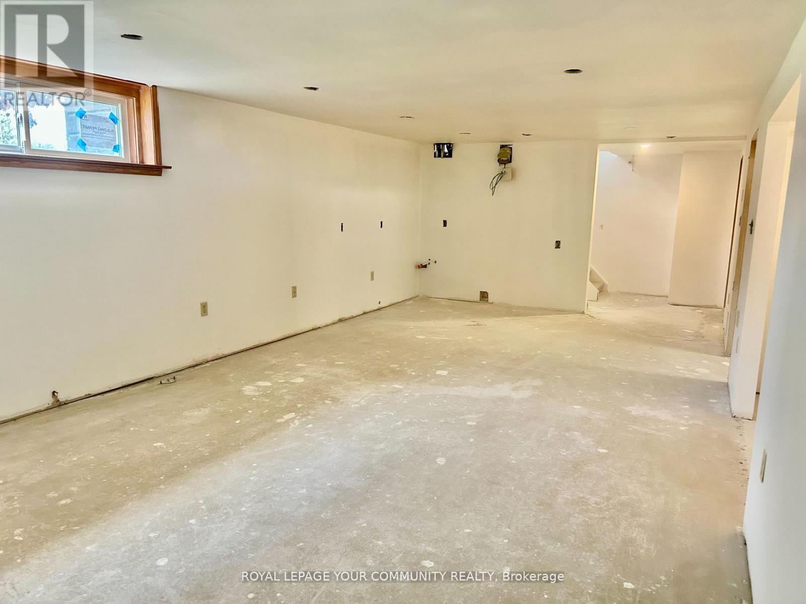 139 Queen Street, Newmarket, Ontario  L3Y 2E9 - Photo 21 - N12437358