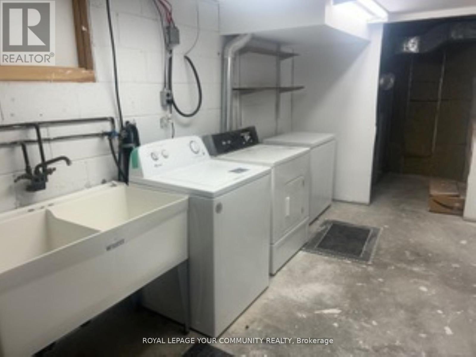 139 Queen Street, Newmarket, Ontario  L3Y 2E9 - Photo 30 - N12437358