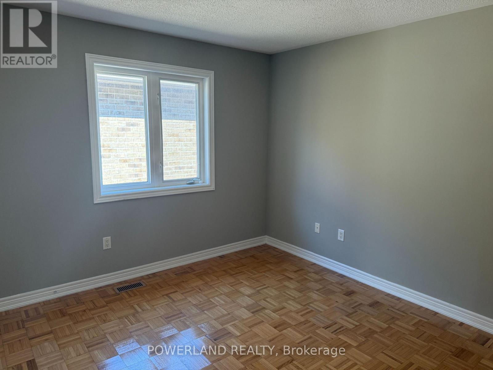 16 Ravine Edge Drive, Richmond Hill, Ontario  L4E 4J2 - Photo 11 - N12437364