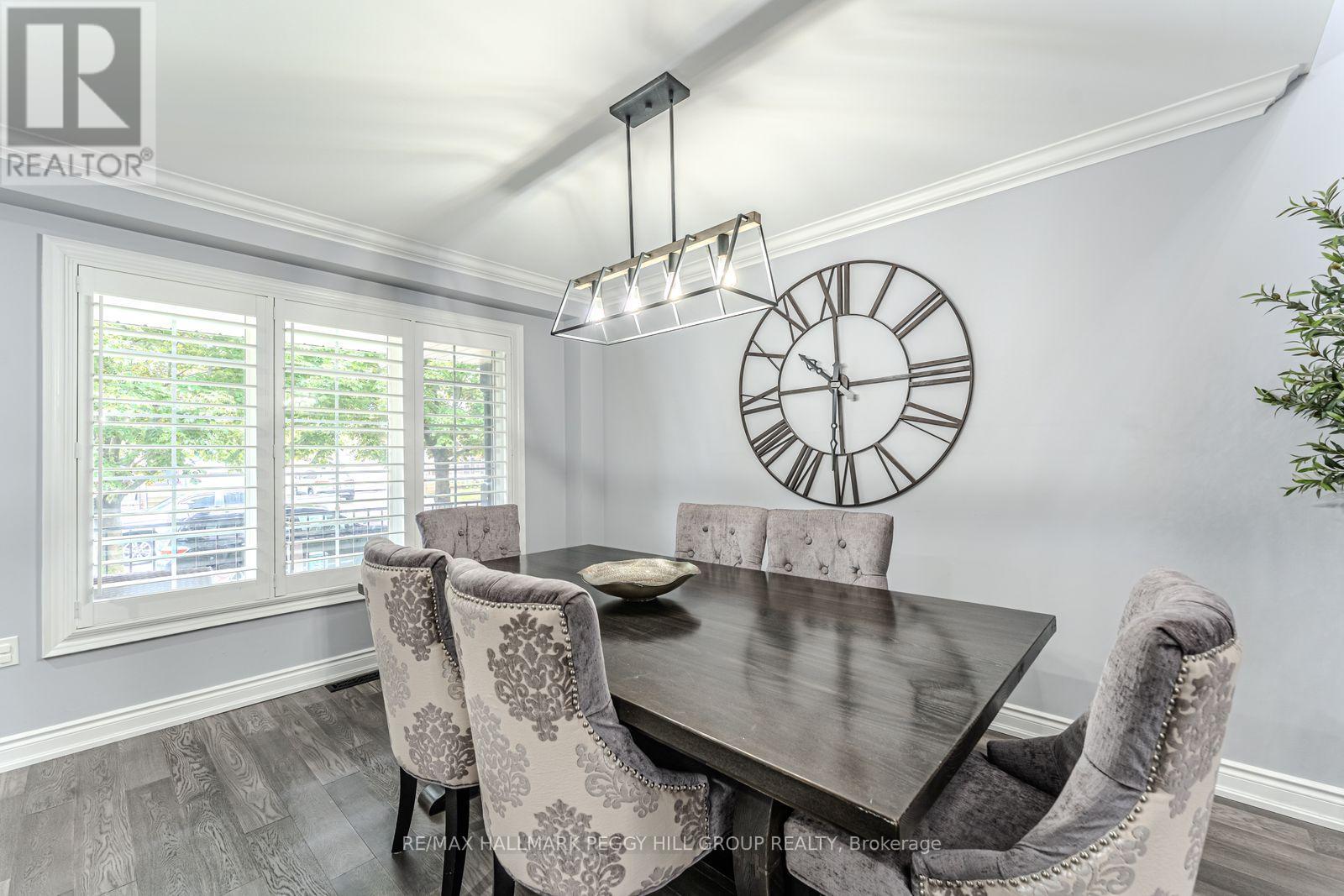 170 Thrushwood Drive, Barrie, Ontario  L4N 0Z1 - Photo 5 - S12437333