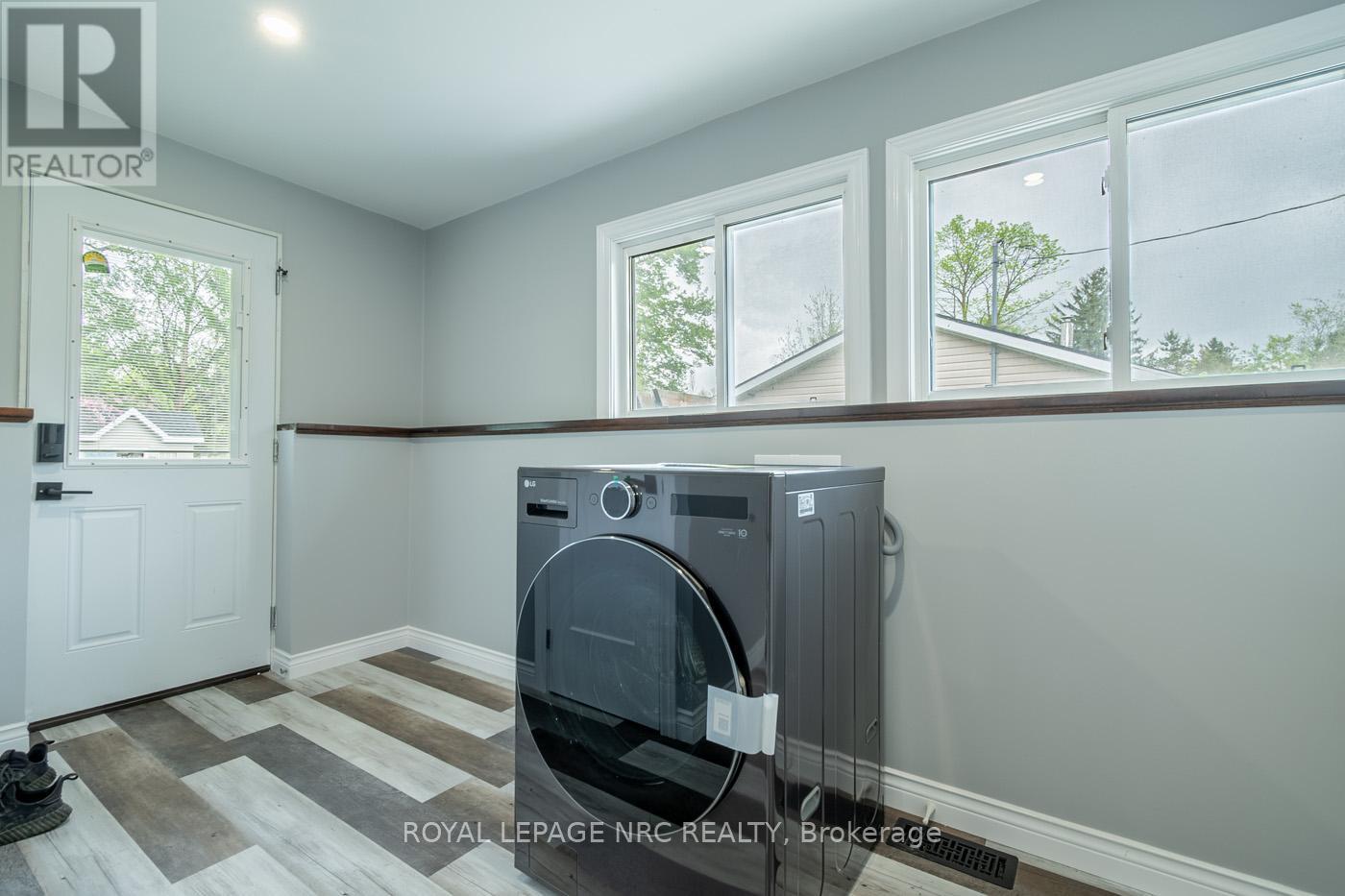 10556 Woodland Drive, Wainfleet (Lakeshore), Ontario  L3K 5V4 - Photo 19 - X12437540
