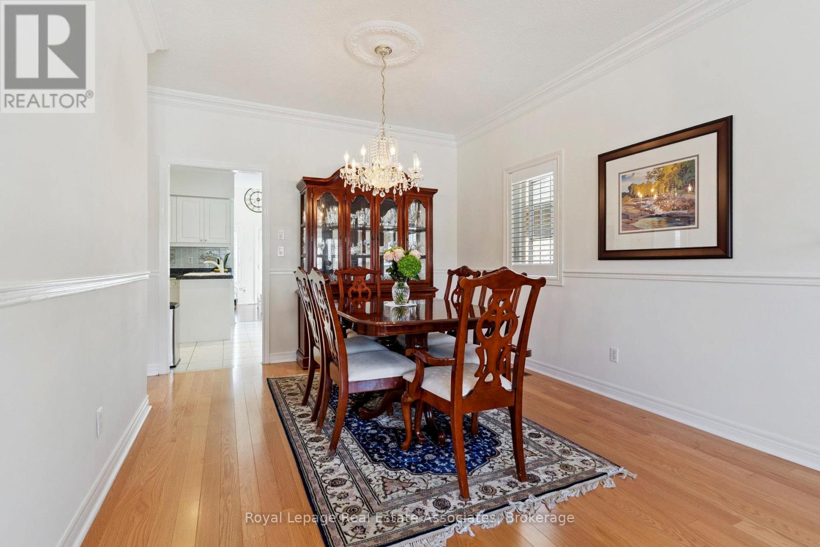 7 Powder Mill Court, Brampton (Sandringham-Wellington), Ontario  L6R 1W5 - Photo 12 - W12437108