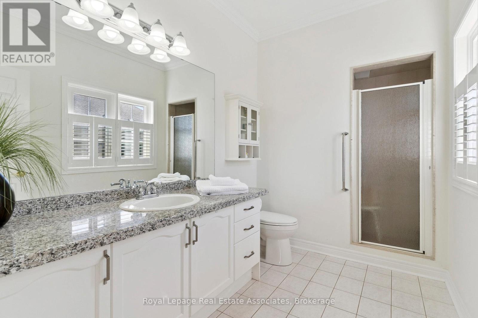 7 Powder Mill Court, Brampton (Sandringham-Wellington), Ontario  L6R 1W5 - Photo 26 - W12437108