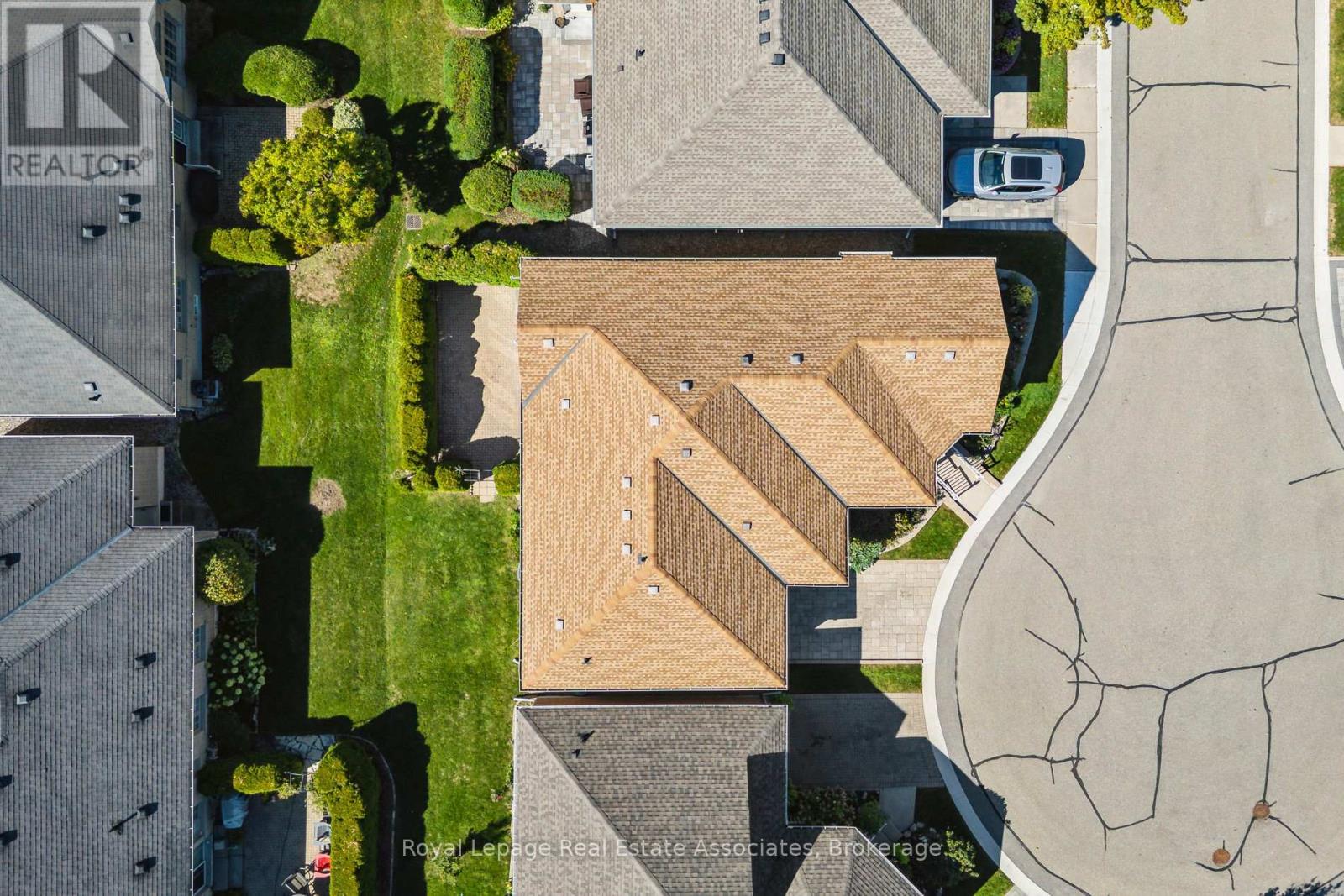 7 Powder Mill Court, Brampton (Sandringham-Wellington), Ontario  L6R 1W5 - Photo 44 - W12437108