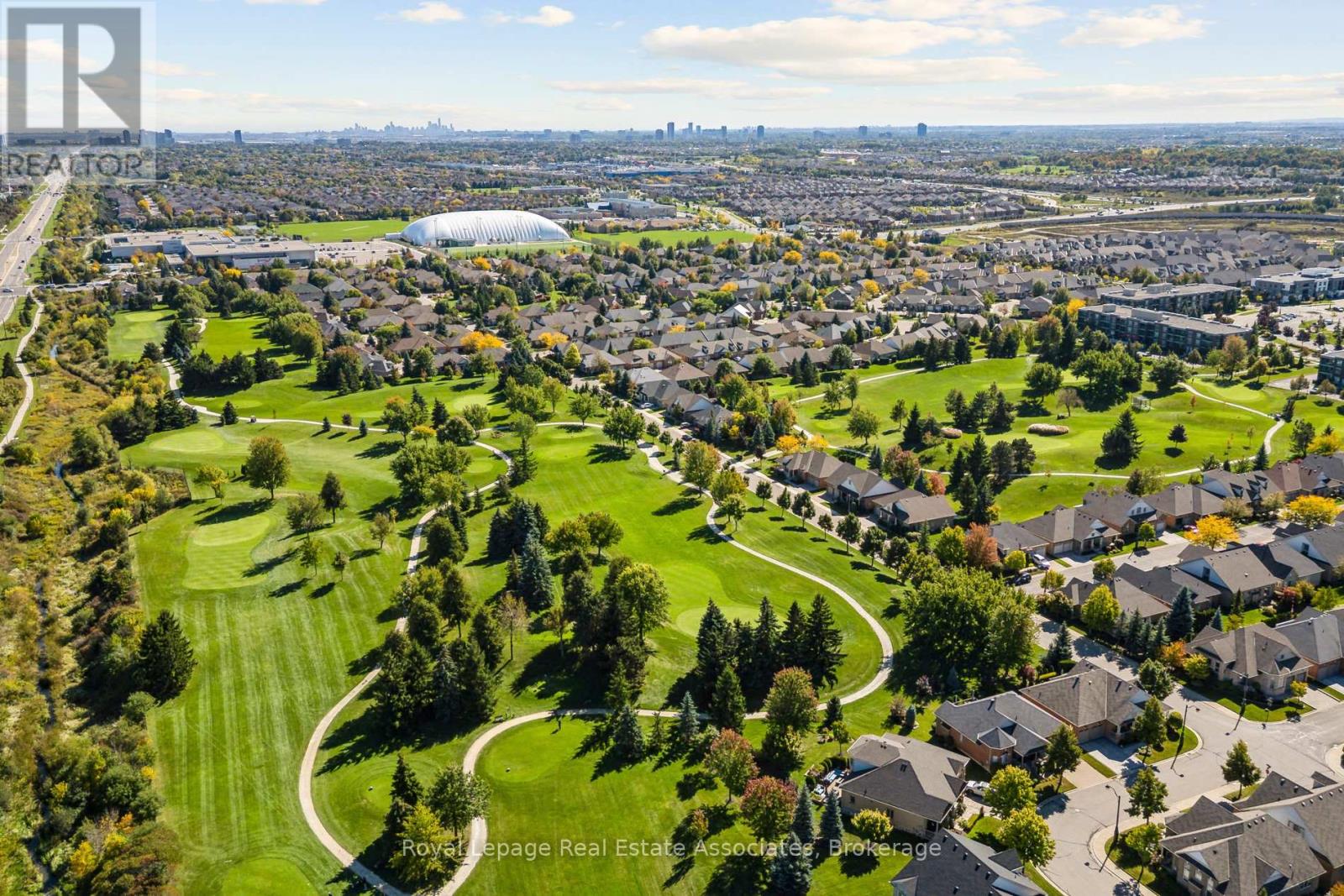 7 Powder Mill Court, Brampton (Sandringham-Wellington), Ontario  L6R 1W5 - Photo 48 - W12437108