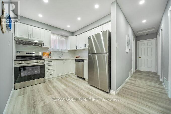 118 Archdekin Drive, Brampton (Madoc), Ontario  L6V 1Y7 - Photo 12 - W12437122