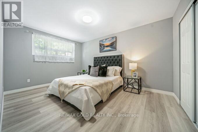118 Archdekin Drive, Brampton (Madoc), Ontario  L6V 1Y7 - Photo 18 - W12437122