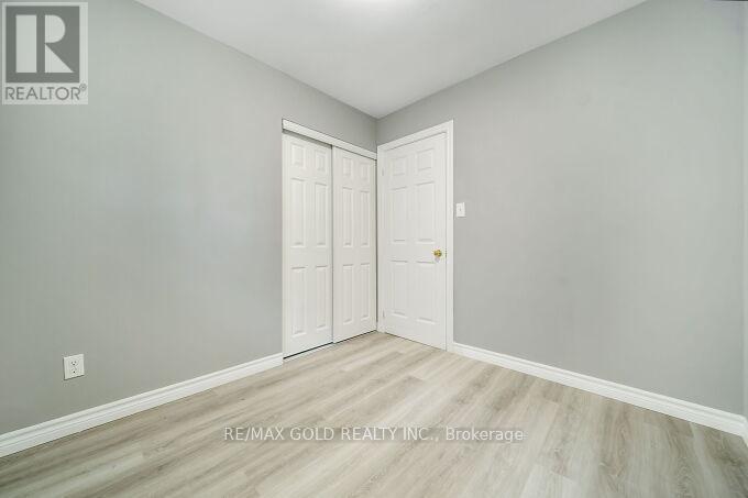 118 Archdekin Drive, Brampton (Madoc), Ontario  L6V 1Y7 - Photo 23 - W12437122
