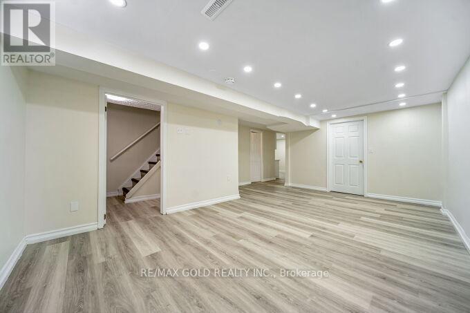 118 Archdekin Drive, Brampton (Madoc), Ontario  L6V 1Y7 - Photo 28 - W12437122