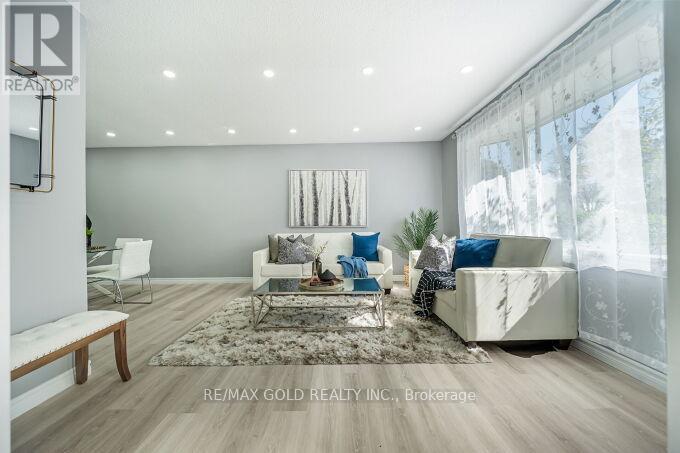 118 Archdekin Drive, Brampton (Madoc), Ontario  L6V 1Y7 - Photo 5 - W12437122