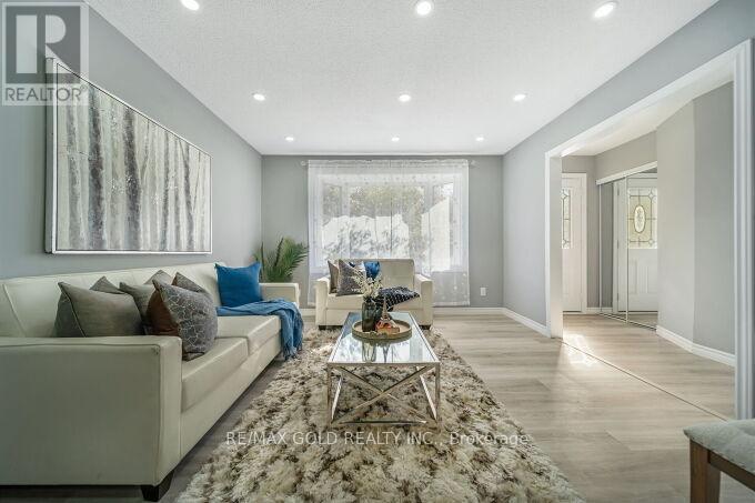 118 Archdekin Drive, Brampton (Madoc), Ontario  L6V 1Y7 - Photo 8 - W12437122