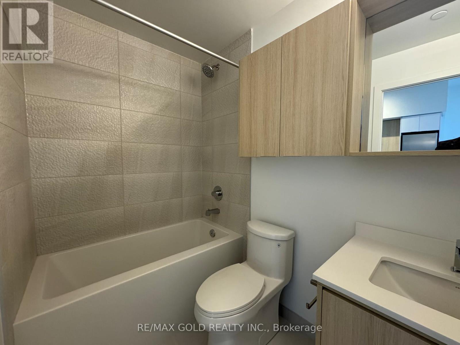 218 - 5105 Hurontario Street, Mississauga, Ontario  L4Z 3X7 - Photo 10 - W12437126