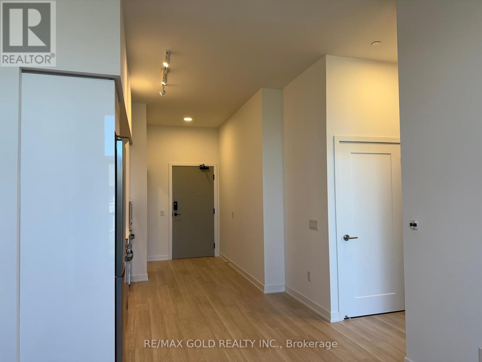 218 - 5105 Hurontario Street, Mississauga, Ontario  L4Z 3X7 - Photo 13 - W12437126