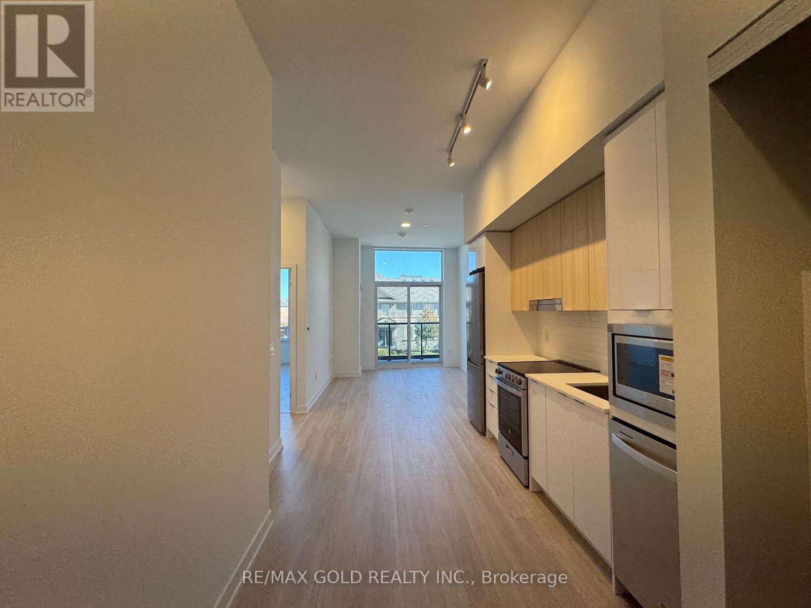 218 - 5105 Hurontario Street, Mississauga, Ontario  L4Z 3X7 - Photo 3 - W12437126