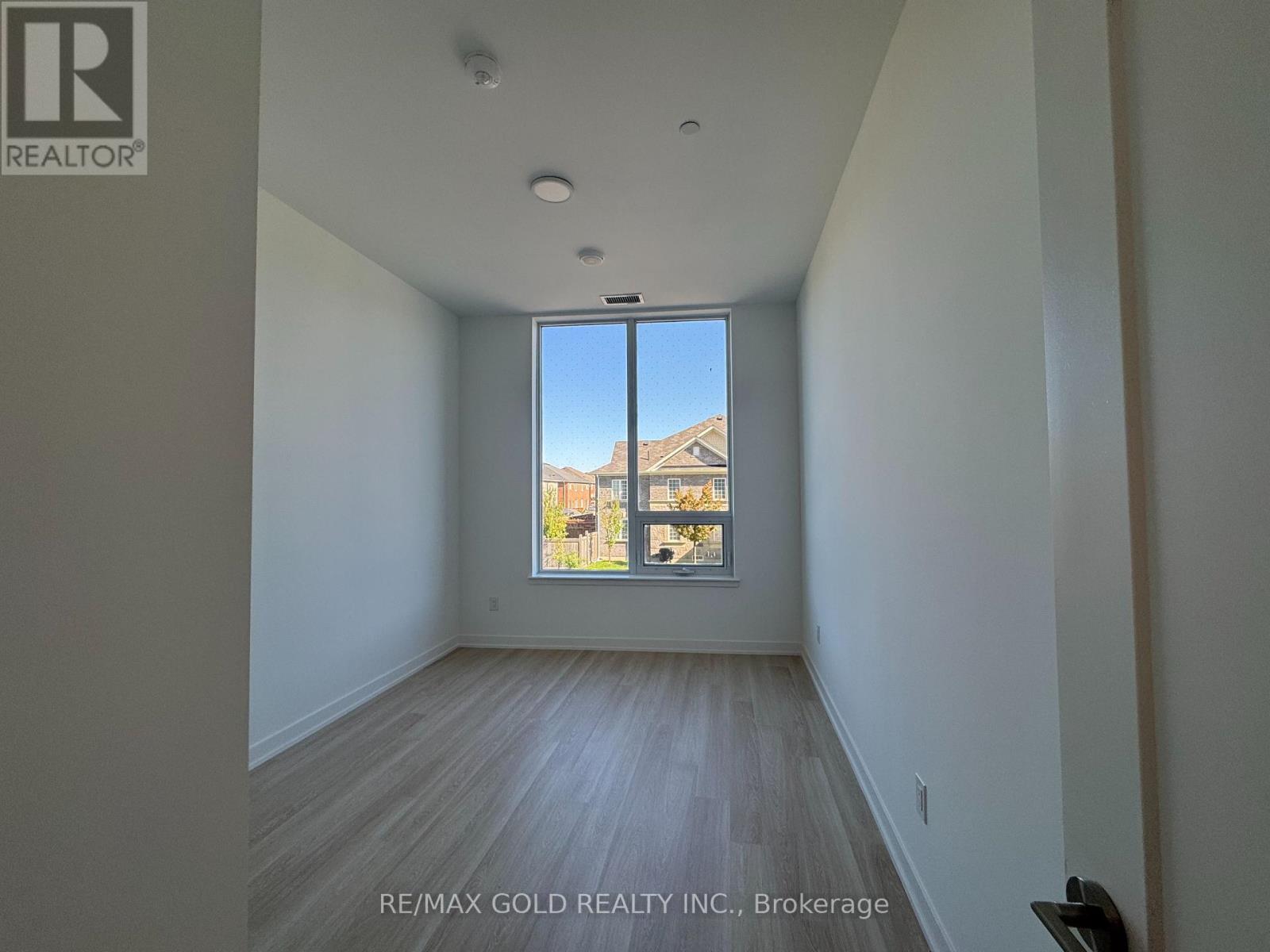 218 - 5105 Hurontario Street, Mississauga, Ontario  L4Z 3X7 - Photo 7 - W12437126