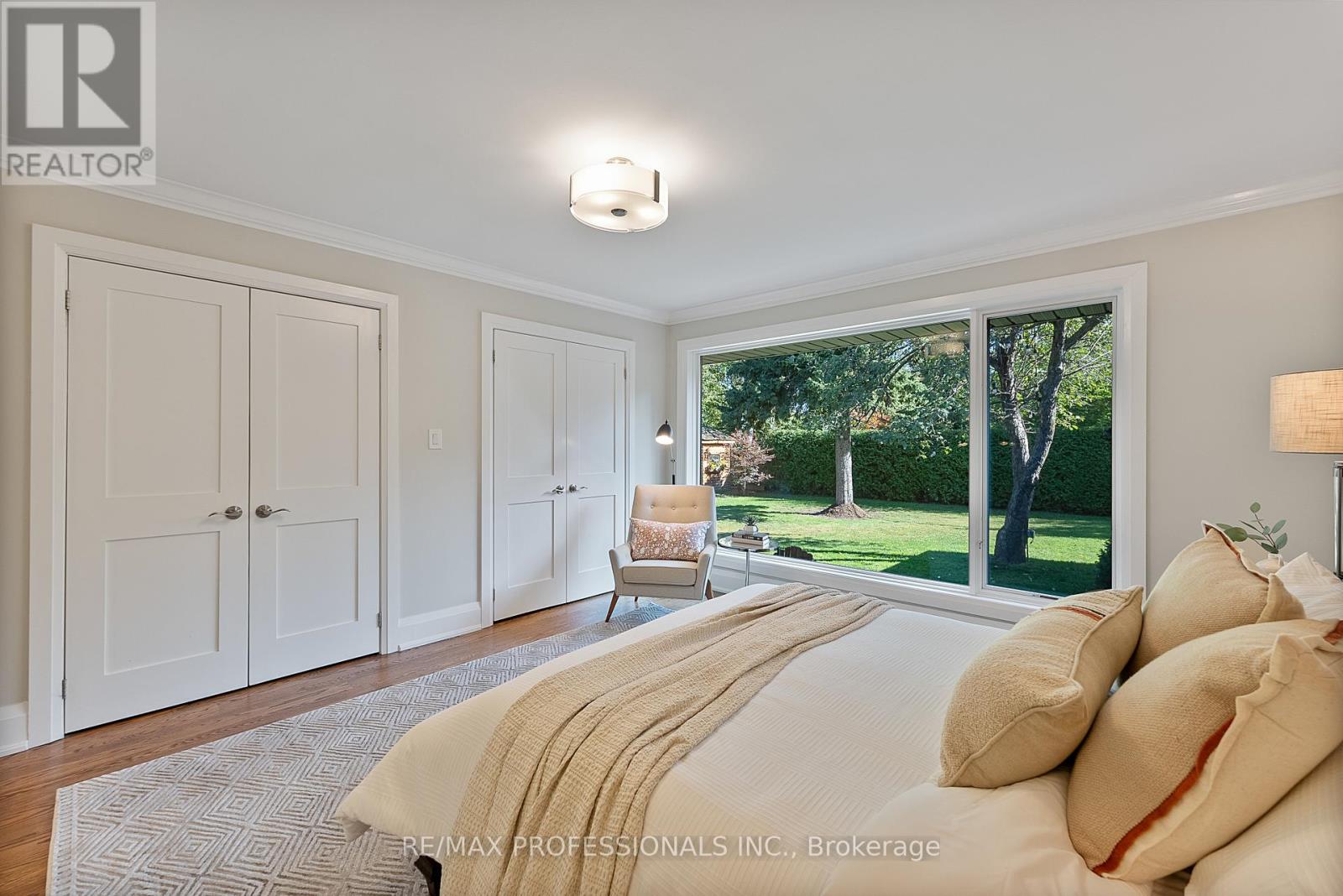 19 Palace Arch Drive, Toronto, Ontario  M9A 2R9 - Photo 21 - W12437132