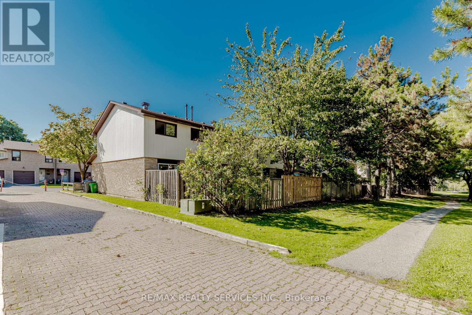 114 - 114 Foster Crescent, Brampton, Ontario  L6V 3M8 - Photo 25 - W12437154