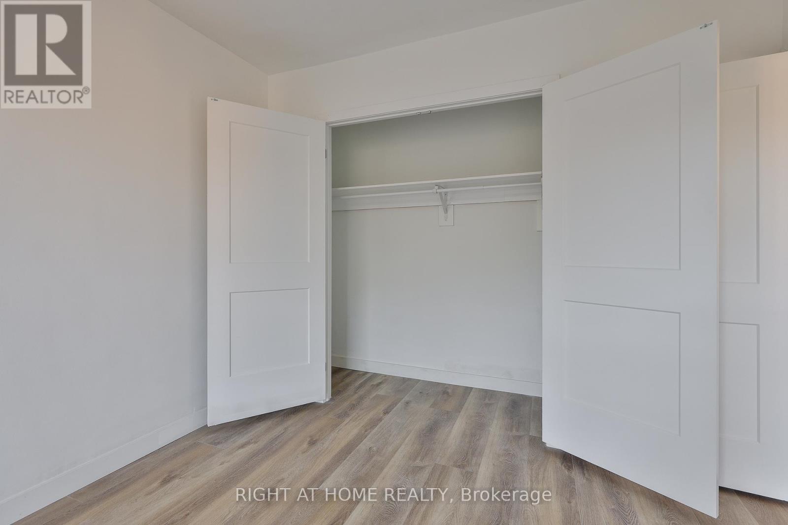 8 - 2841 Keele Street, Toronto, Ontario  M3M 2G7 - Photo 10 - W12437231