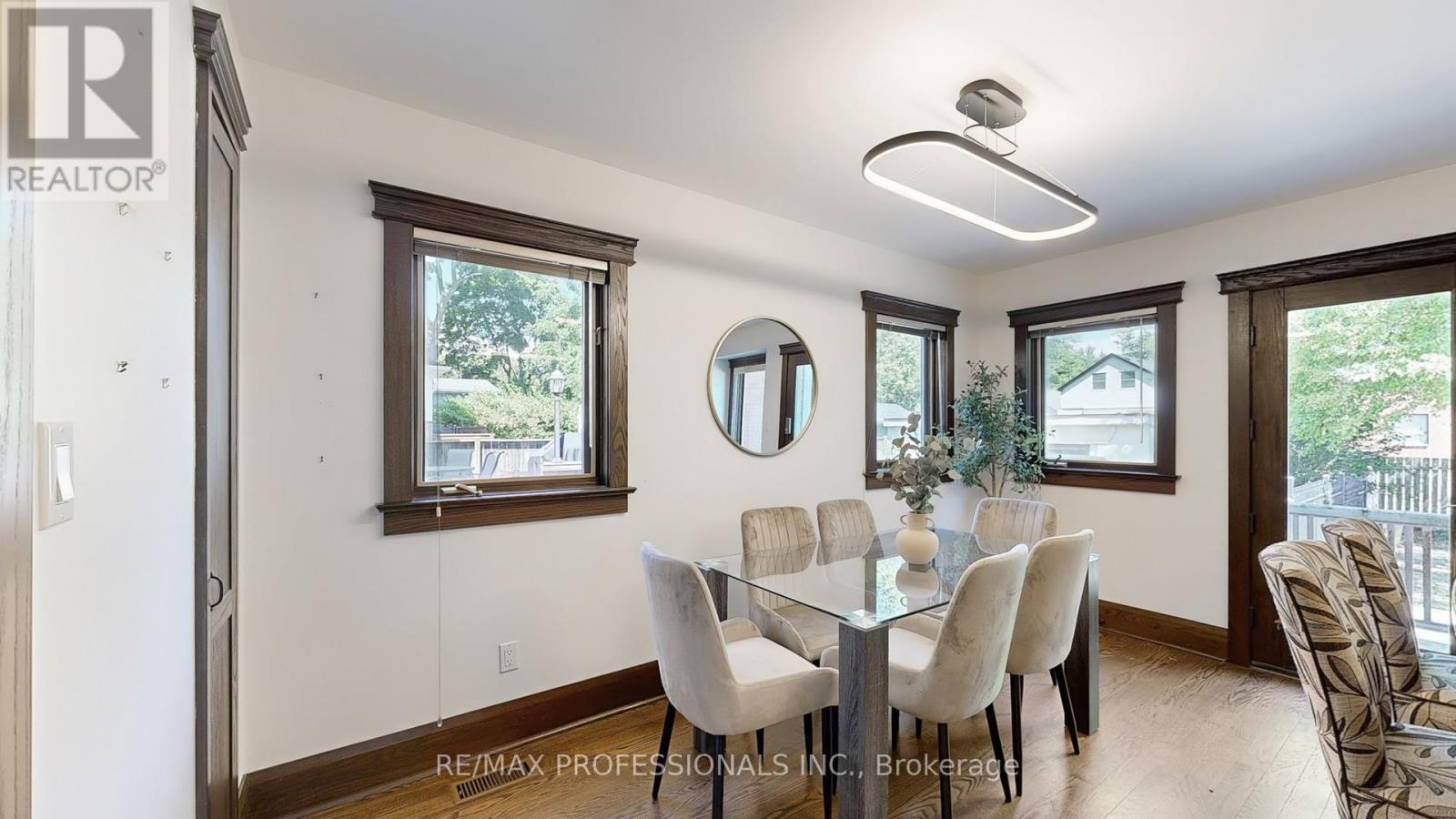 49 Albert Avenue, Toronto, Ontario  M8V 2L6 - Photo 18 - W12437260