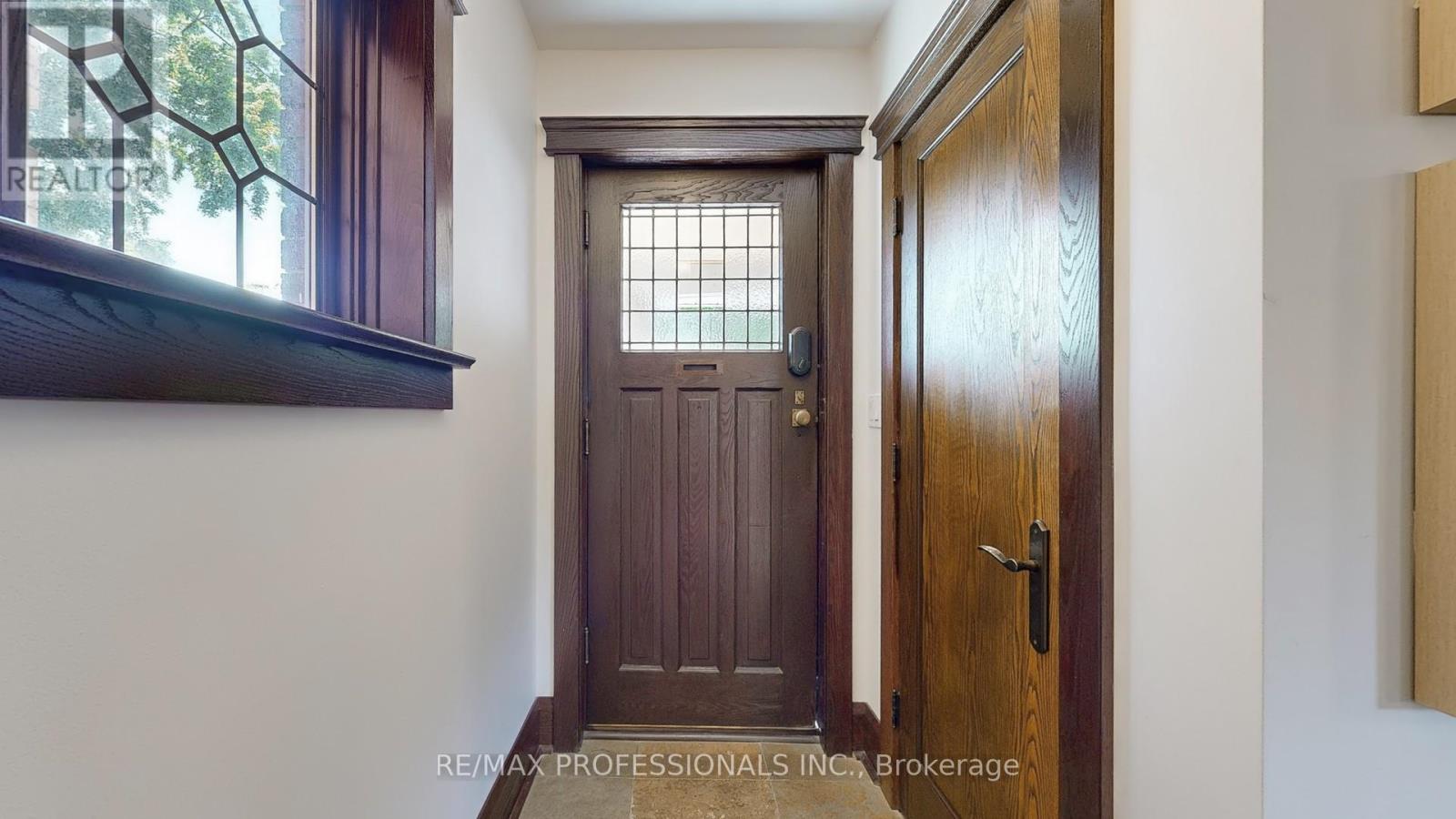 49 Albert Avenue, Toronto, Ontario  M8V 2L6 - Photo 20 - W12437260