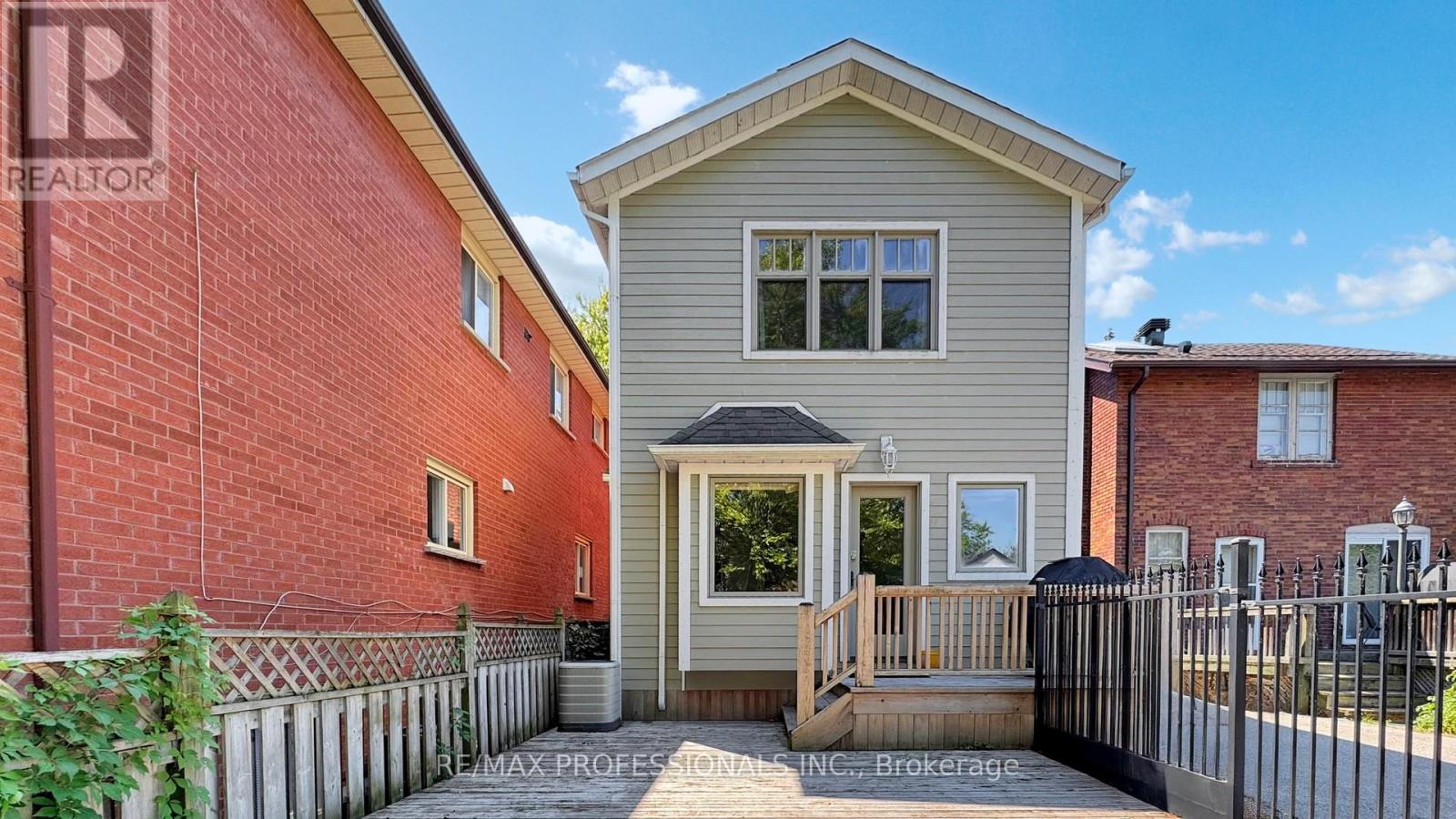 49 Albert Avenue, Toronto, Ontario  M8V 2L6 - Photo 33 - W12437260