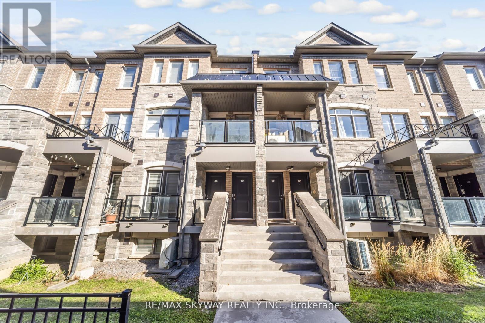 22 - 200 VETERANS DRIVE, Brampton, Ontario