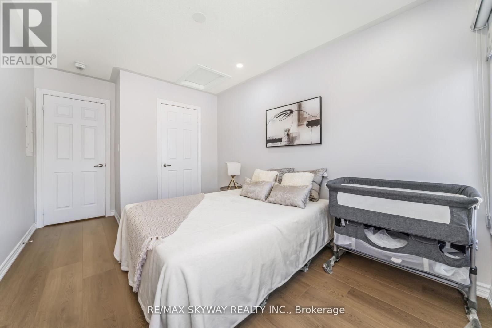 22 - 200 Veterans Drive, Brampton, Ontario  L7A 4S6 - Photo 30 - W12437271