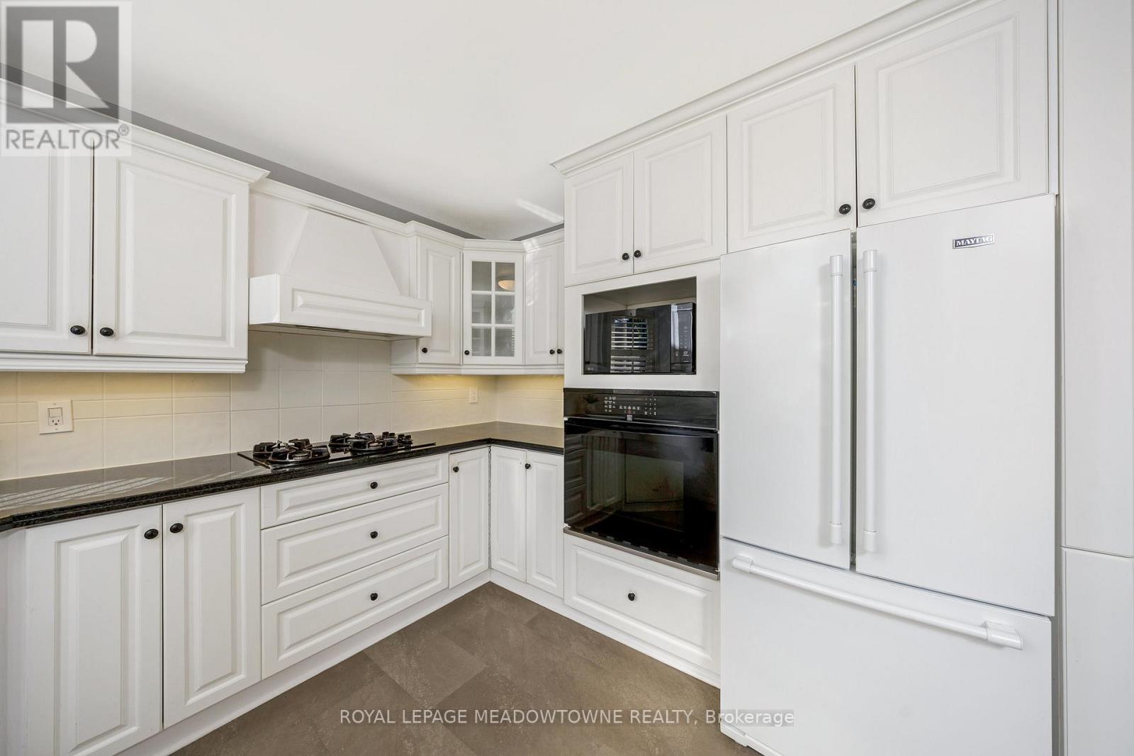 15 Harriet Street, Halton Hills, Ontario  L7G 5W4 - Photo 21 - W12437304