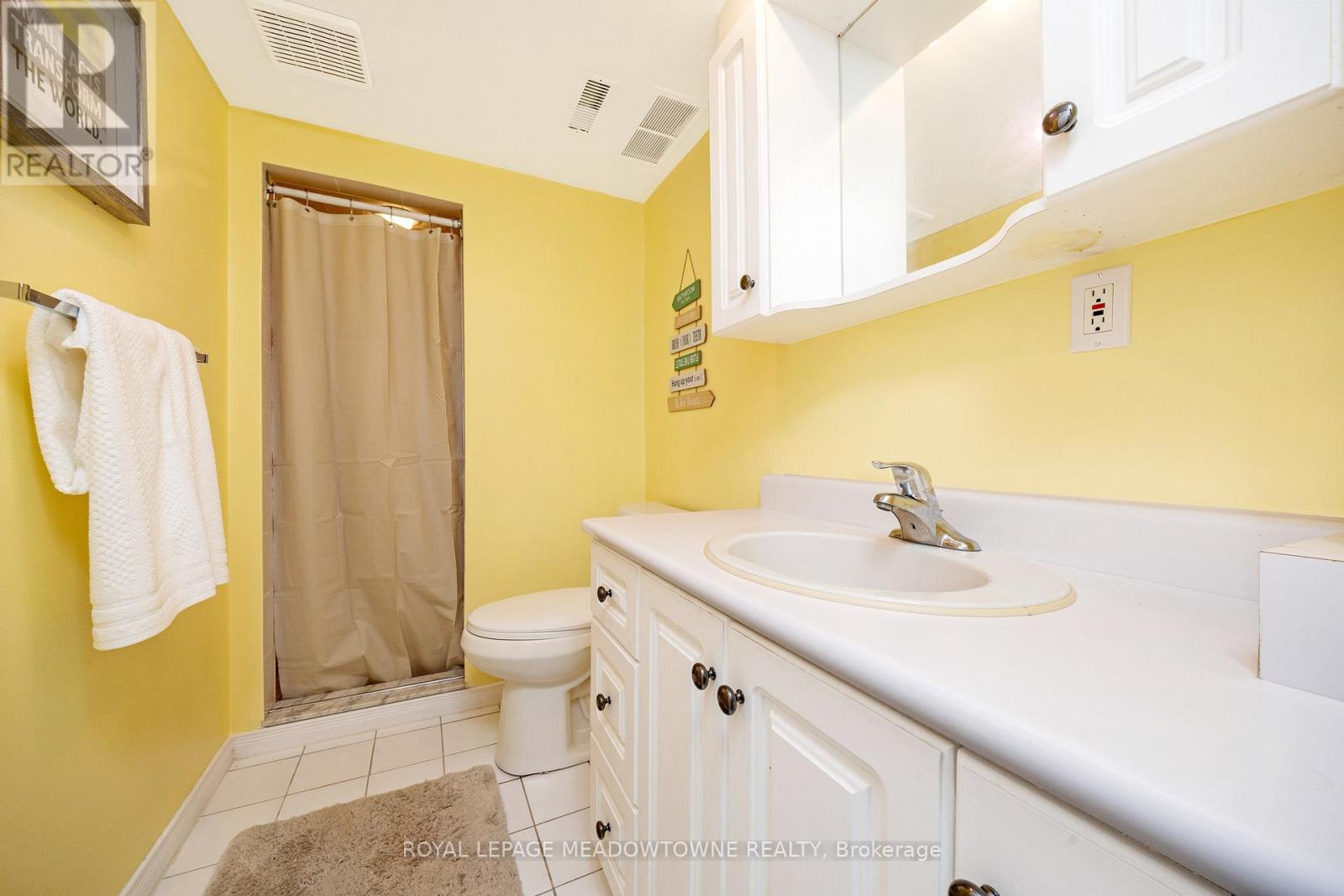15 Harriet Street, Halton Hills, Ontario  L7G 5W4 - Photo 42 - W12437304