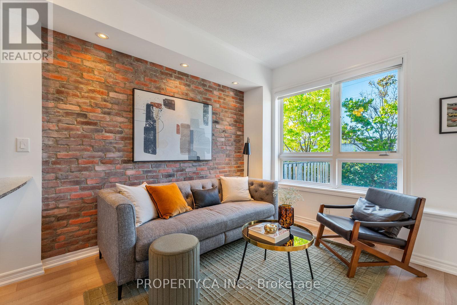 2 - 96 CALEDONIA PARK ROAD, Toronto, Ontario