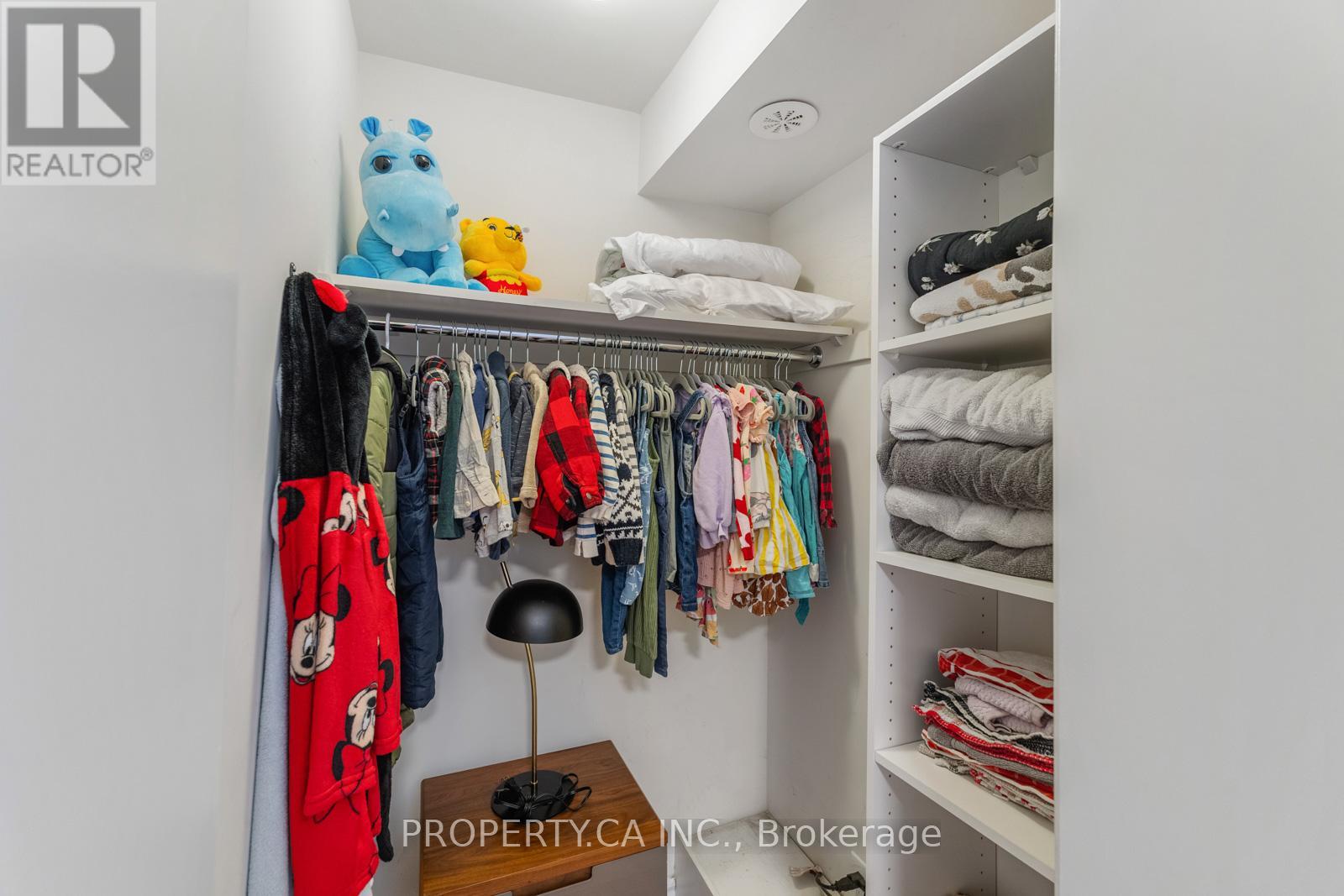 2 - 96 Caledonia Park Road, Toronto, Ontario  M6H 0B1 - Photo 19 - W12437313